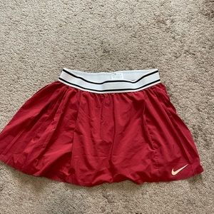 Nike tennis shirt size medium color red